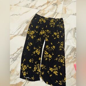 Torrid Black and Yellow Floral Pants